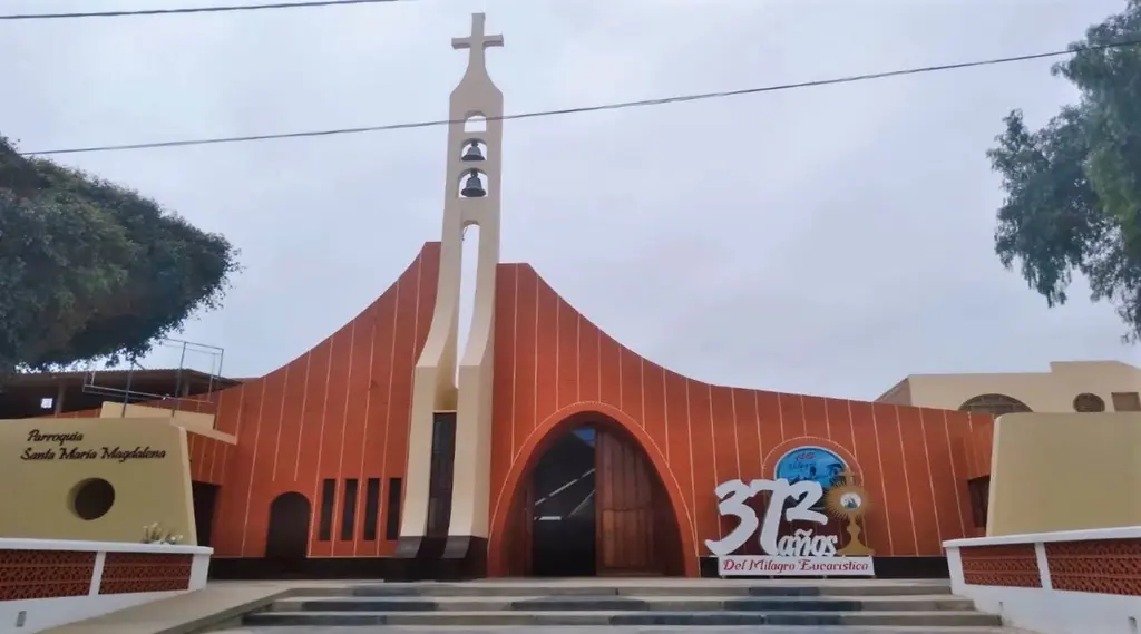 Parroquia Santa María Magdalena de Ciudad Eten